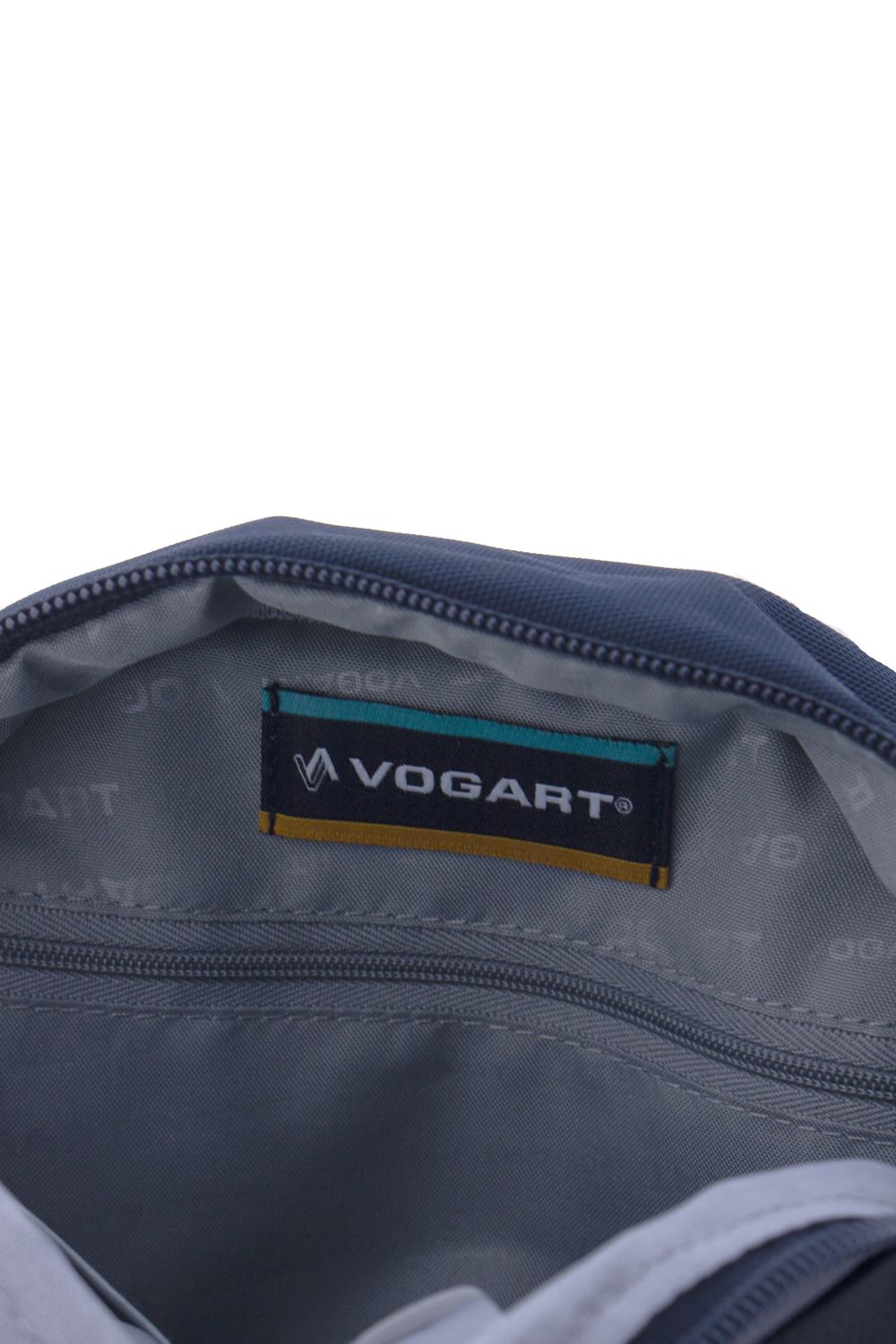 Reporter mediano | Vogart Eborn